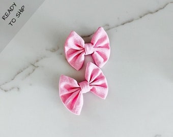 pink hair clip for kids, pink hair bow for girls, hand tied bows, pink pigtail bow set, bright pink bow, 1st birthday party outfit for