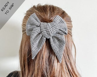 How To Make Hair Bows - Easy Tutorial
