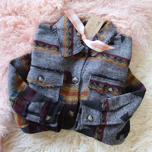 Bozeman Native Aztec Smoke Boho Knit Vintage Inspired Shirt Jacket Coat ~ Women&#39;s Size Small Medium and Large