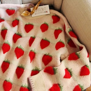 New Strawberry Cozy Knit Hygge Soft & Cuddly Knit Retro Sweater Jumper Top Women's Small to Large image 2
