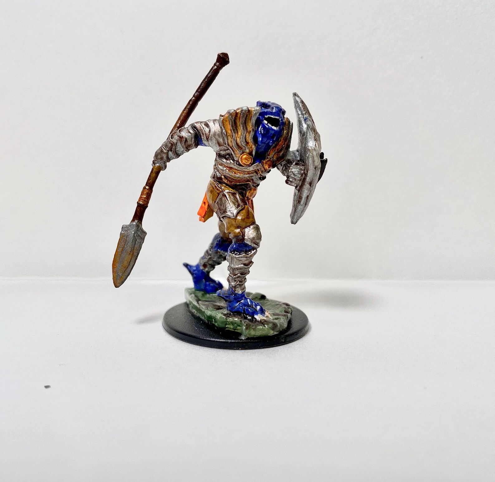create a d&d mini