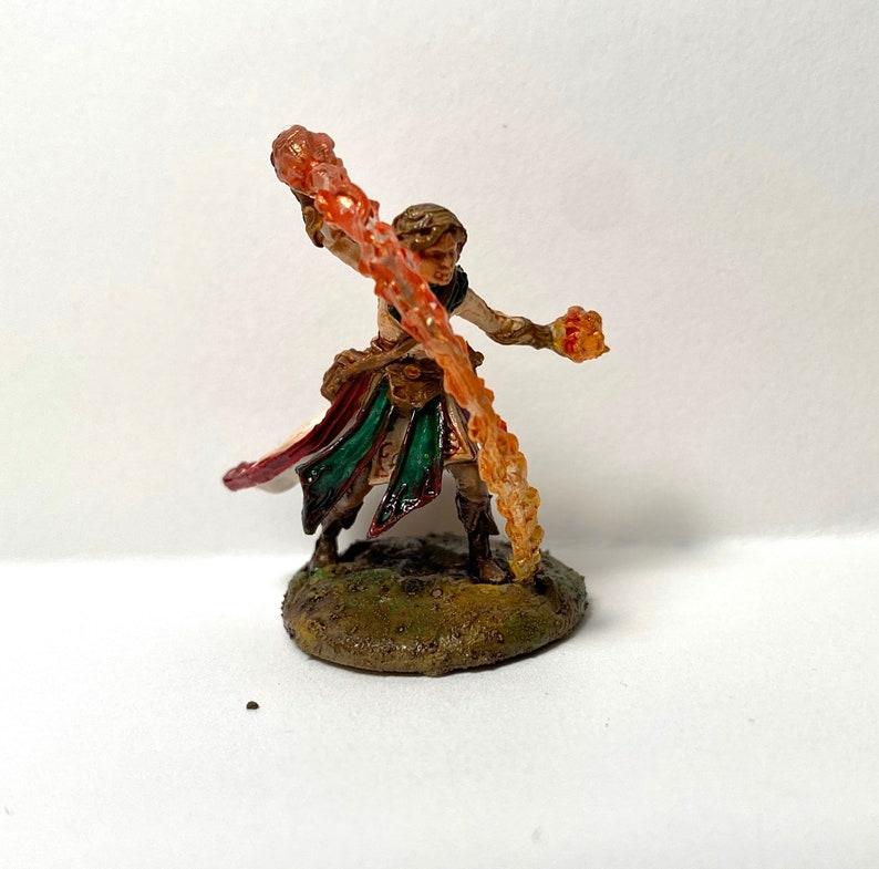 Hand Painted D&D Miniature Female Human Sorcerer | Etsy