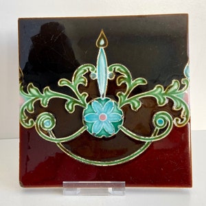 Art nouveau tile - Arts and crafts - England - Copyright
