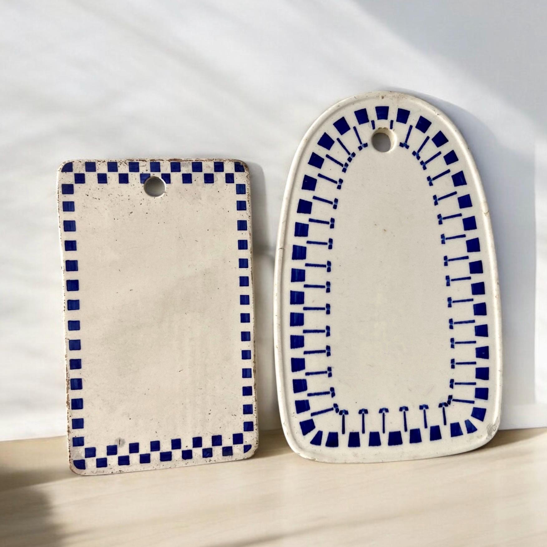 Two old cutting boards - Art Deco - Serving plates - First halve 20th century