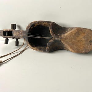 Tribal art instrument - African - Africa - Guitar - 20th century