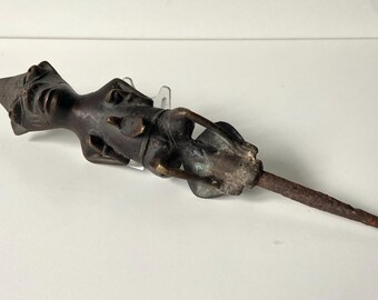 Stammenkunst - Stafhoofd - Brons - 20e eeuw