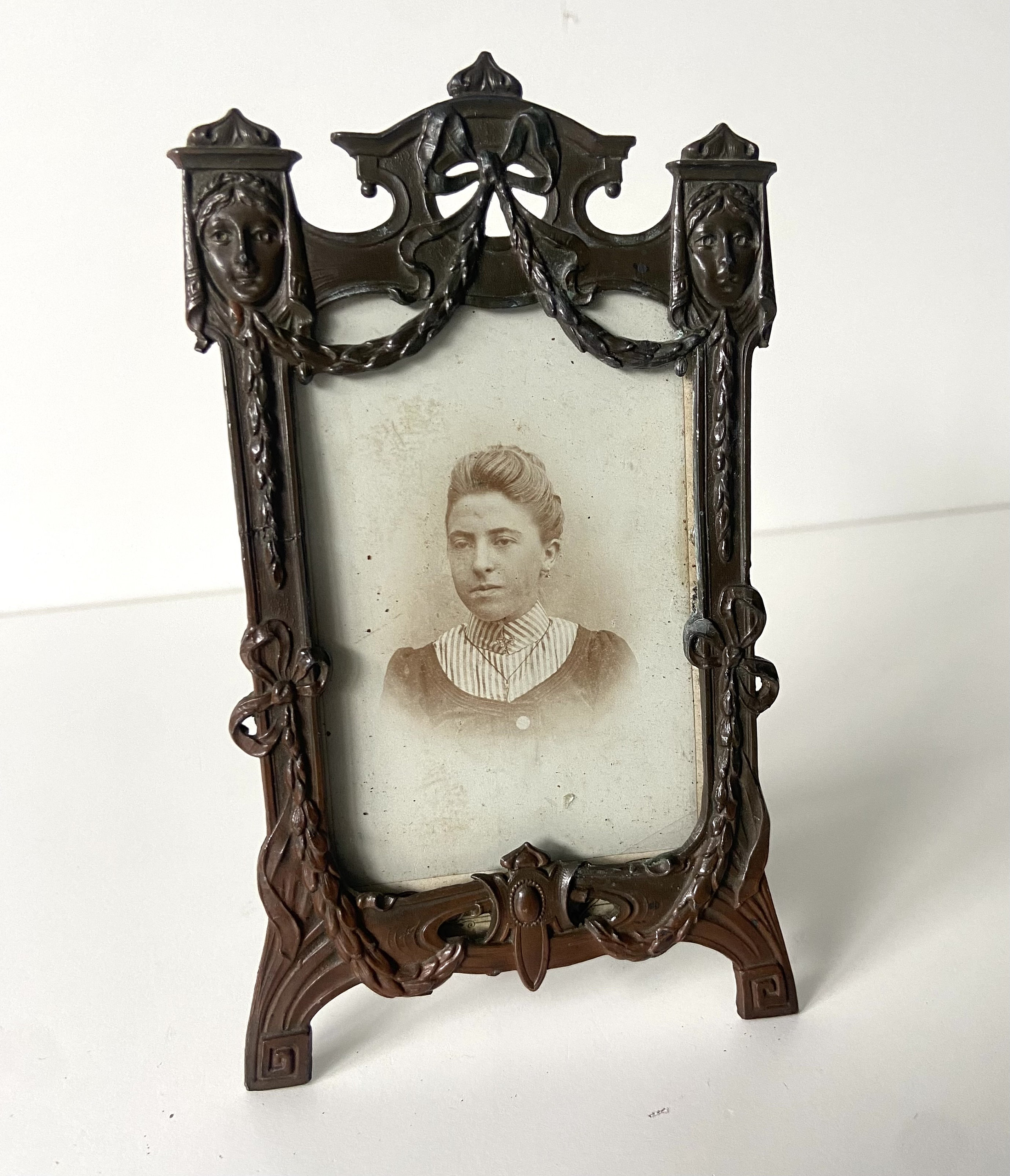 【Photo frame】France antique Antique Picture Frame - France - 19th Century - Family