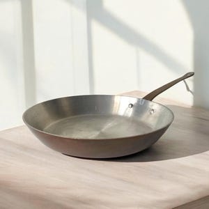 Vintage copper frying pan - France - Brass handle - 20th century - Old - Kitchen - Cooking