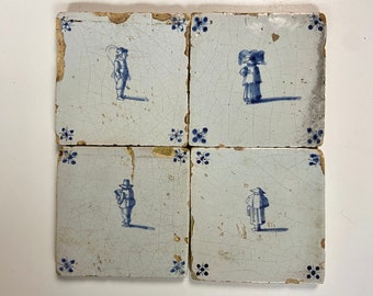 Set of four 17th century Delft tiles - Human figures - Two Chinese figures - Delftware - Blue and white - Wall