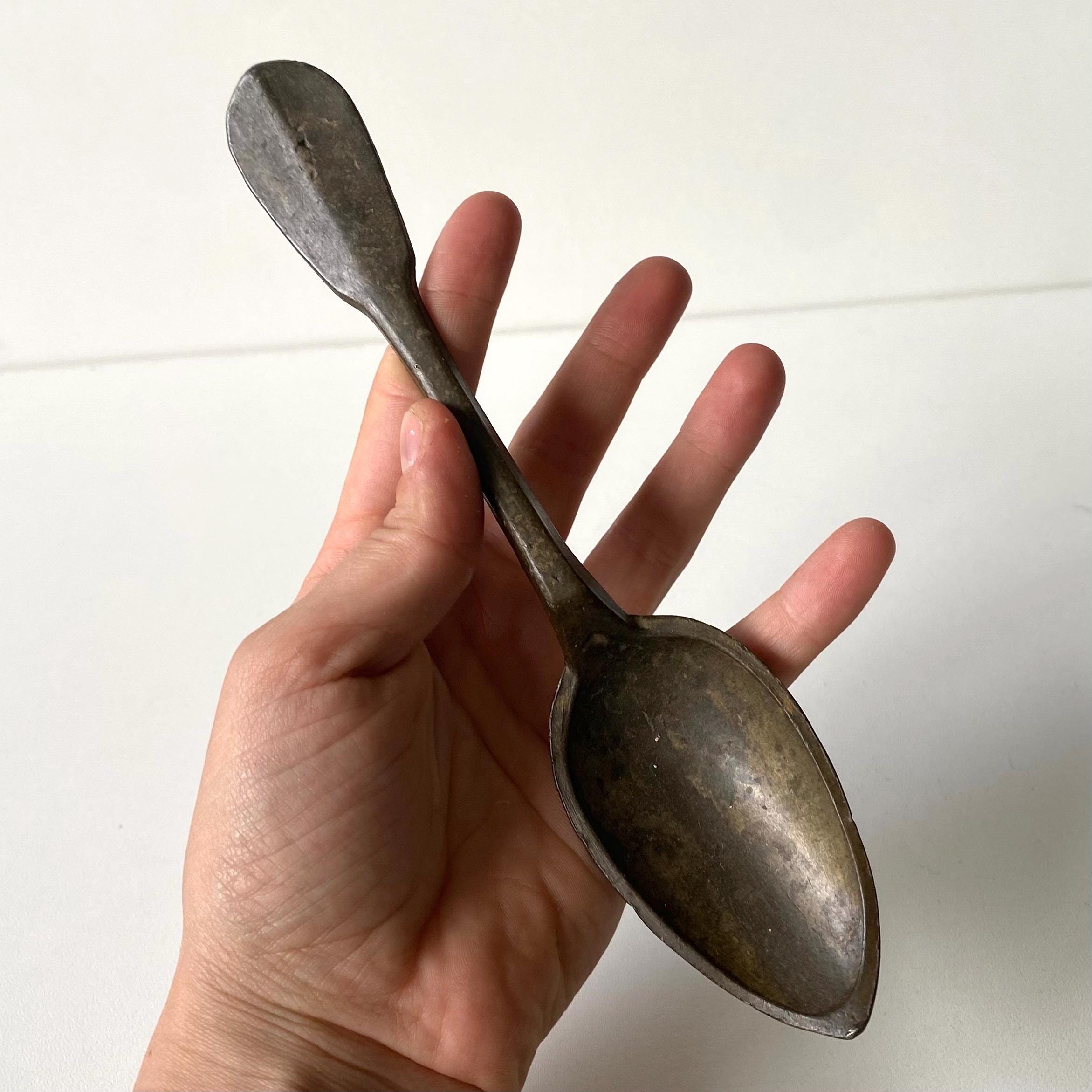 【英国購入】1700年代: 錫ピュータースプーン,1900年代初スプーンセット 18th Century Pewter Spoons - Etsy