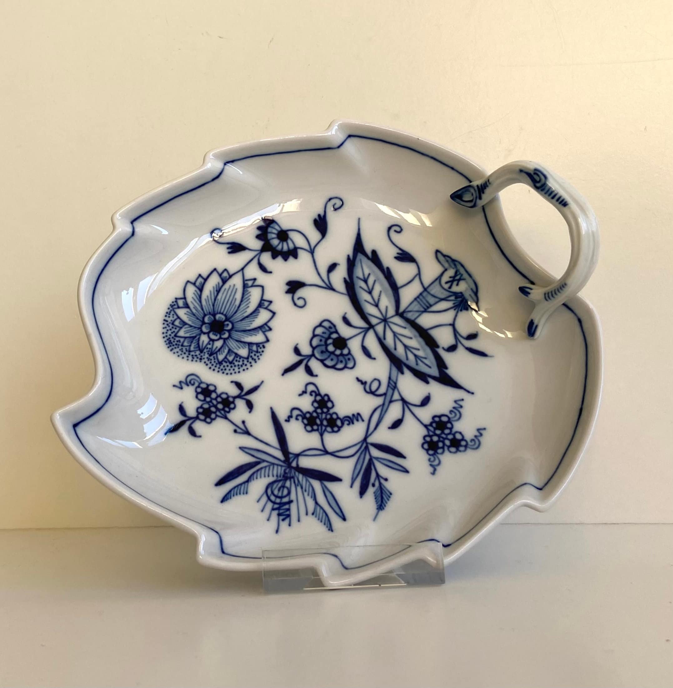 Meissen 磁器皿 青い花模様 約24cm x 13cm il_fullxfull.4447362094_jxoz.jpg