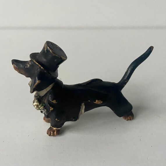 Vienna Bronze - Dachshund - Teckel - Austrian - Dog in Smoking and
