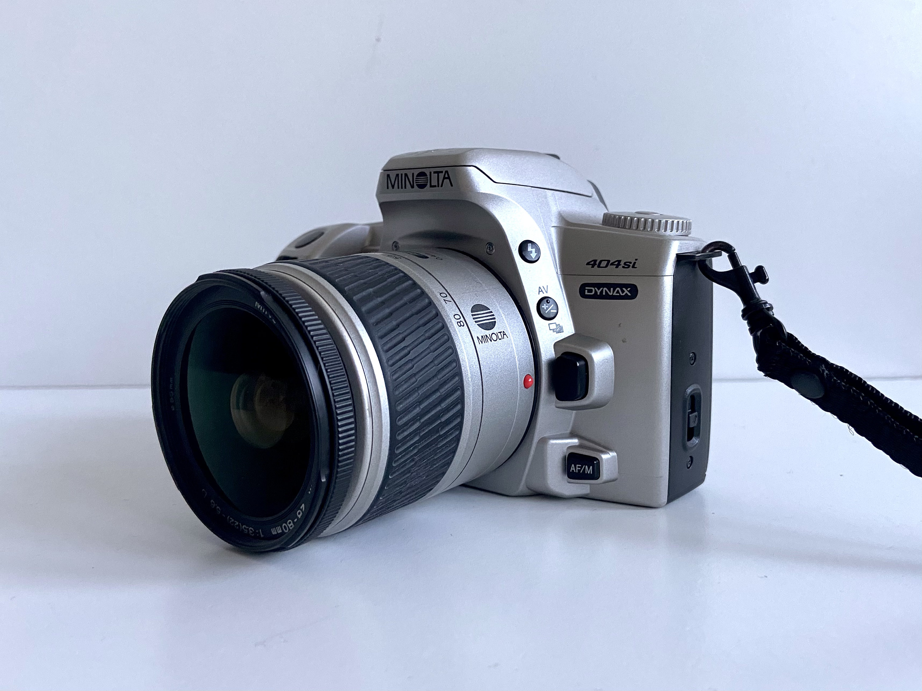 Minolta Dynax 404si Appareil photo reflex numérique (DSLR