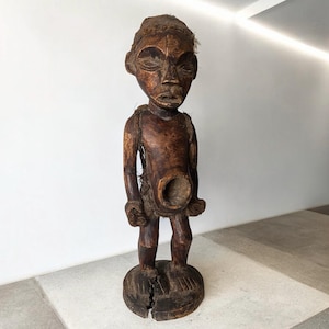 Tribal art wooden sculpture - Male figure - 20th century - Africa