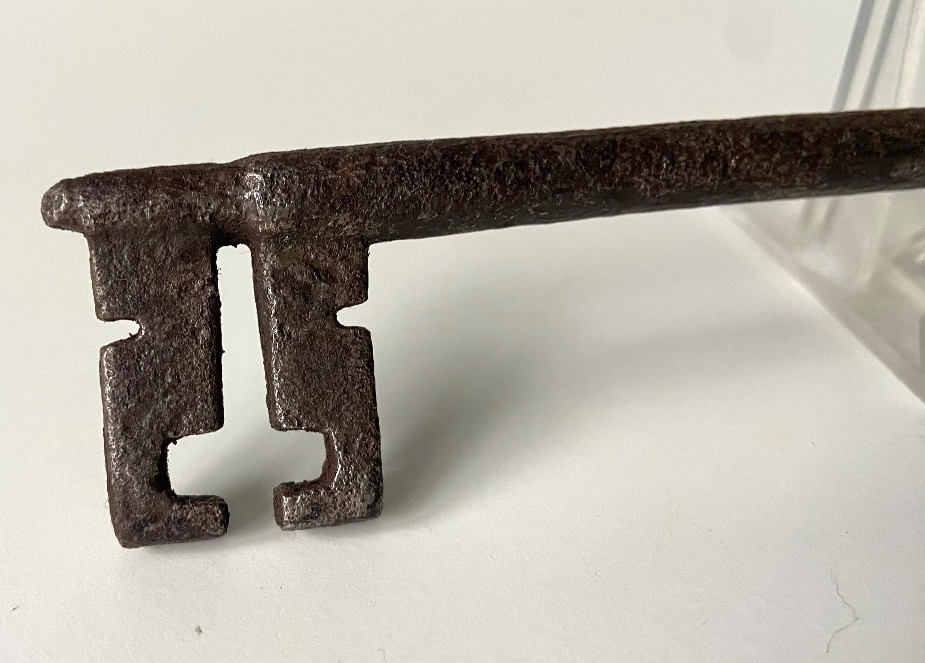 Medieval Key - 15th Century - Archaeological Artefact - Etsy