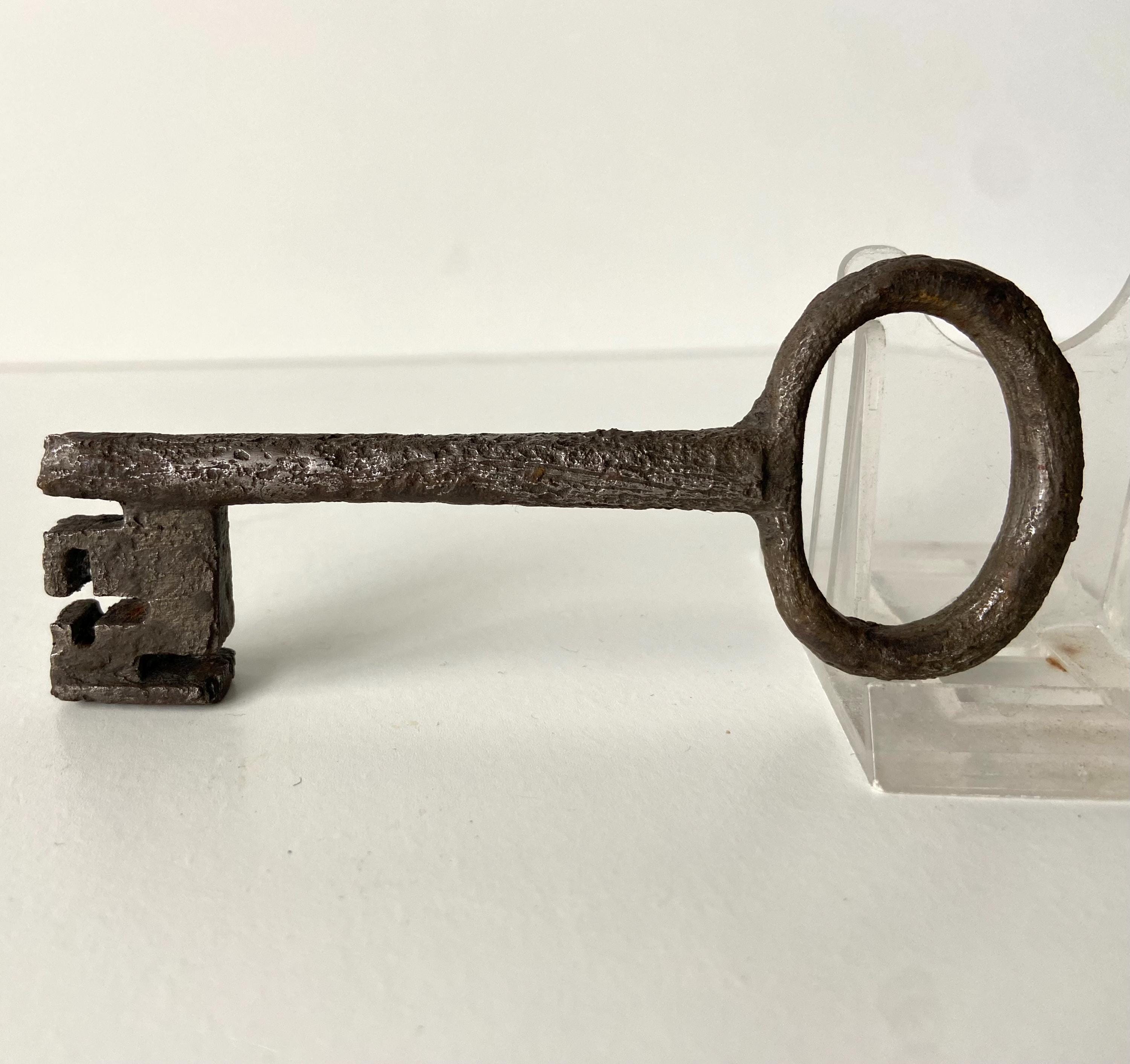 Medieval Key - 15th Century - Iron - Archaeological Artifact ...