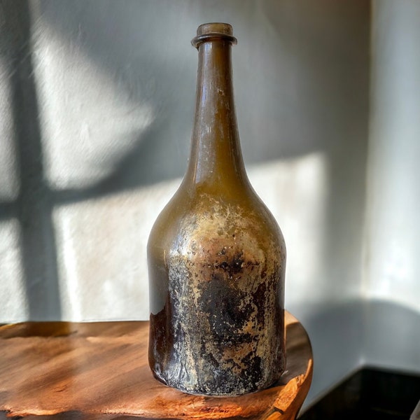 Antike Weinflasche - 18.Jh. - Grünes Glas - Archäologisches Artefakt