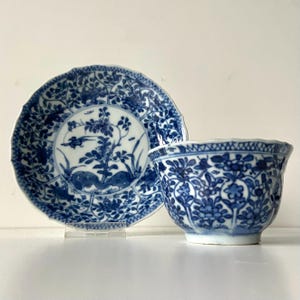 Chinese porcelain - Cup and saucer - Kangxi dynastie - 18th century - Blue and white - Qing