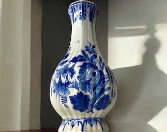 Porceleyne fles - Vase - CG for 1962 - Vintage - BLue and white - Delftware - Floral - Flowers