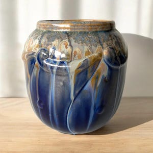 Faiencerie de Thulin - Art Deco - Ceramic - Vase - Beautiful glaze - Early 20th century