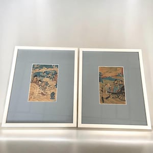 Antique japanese woodblock prints - Edo to early Meiji period - Japanese figures - Geisha&#39;s - 18th till 19th century - Signed