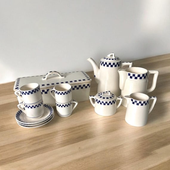 German Crockery - Blue Squares - 19th and 20th Century - 12 Pieces