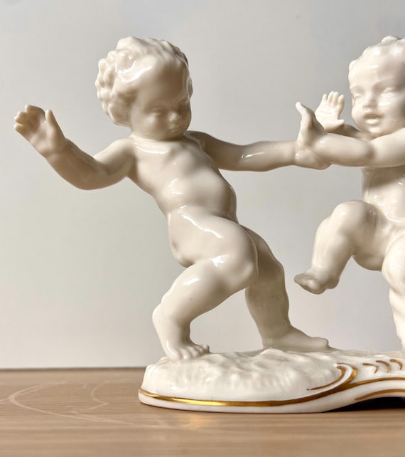 Karl Tutter - Hutschenreuther - Sculpture - Putti's - White