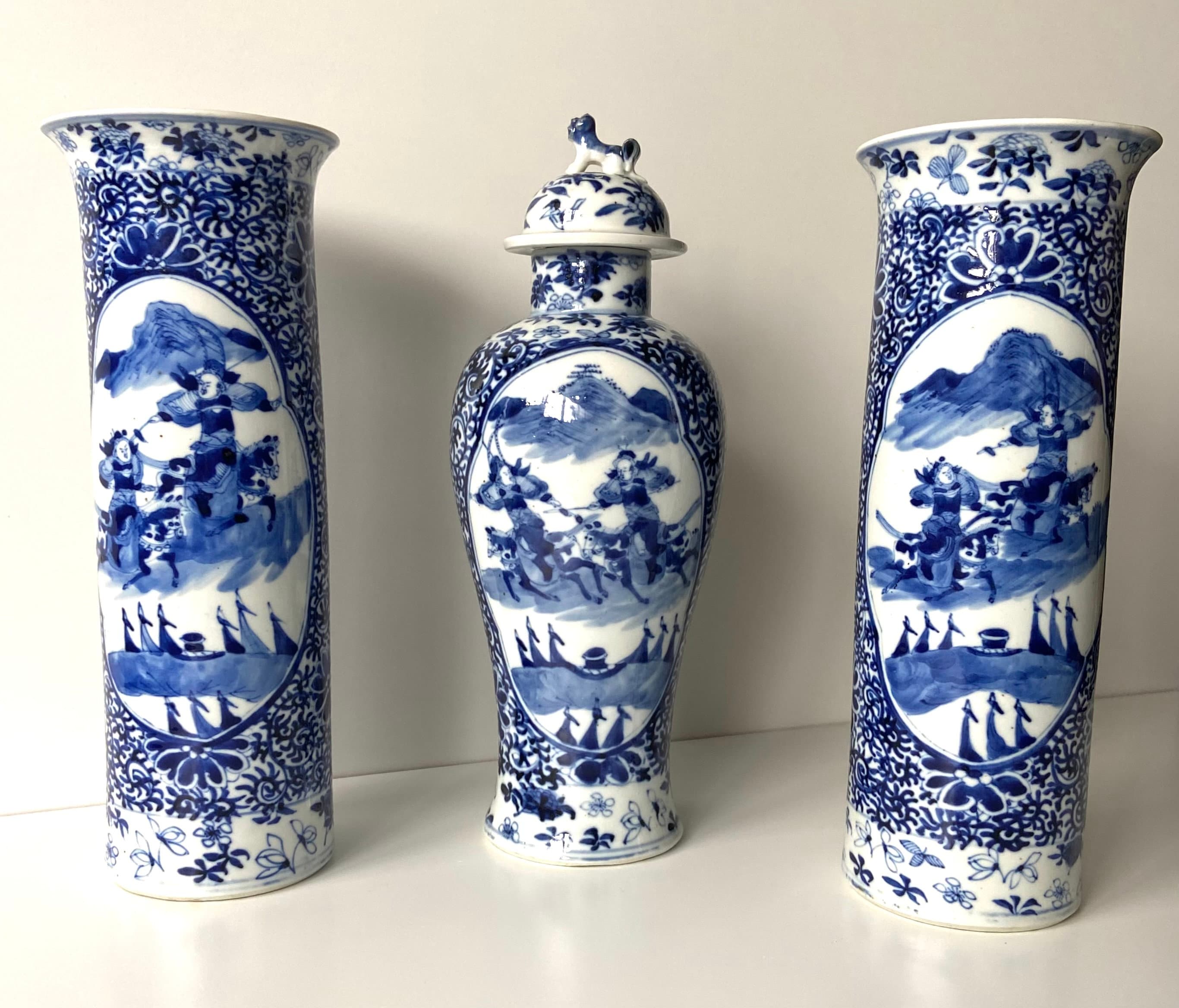 中国清時代お花瓶 専用 中国清時代大清乾隆年製粉彩鹿の図花瓶 高さ