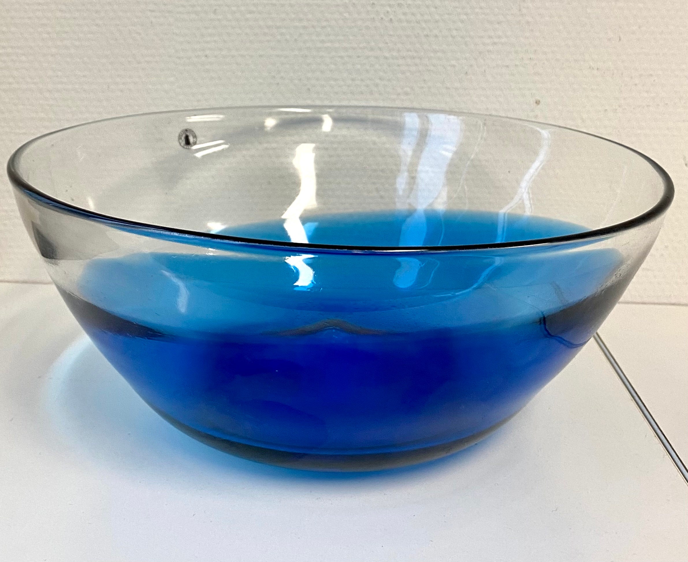 Glasschale Osaka • Schwarz • Böhmisches handbemaltes Glas • Originaldesign im japanischen Stil • Moderne Schale • Handmade in Europa • 20 cm 