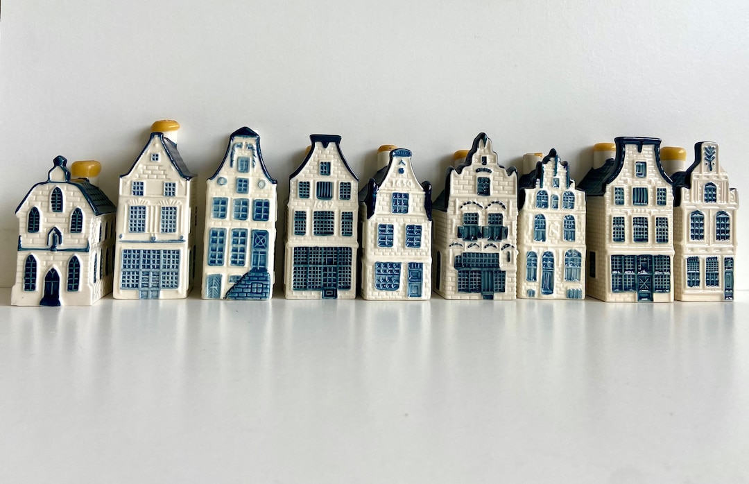 KLM Houses Nr. 7, 8, 9, 11, 16, 20, 22, 23, 24 1970's 2000's
