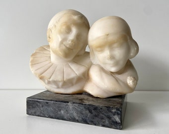 Antique alabaster sculpture - Pierrot and Columbine - Late 19th to early 20th century