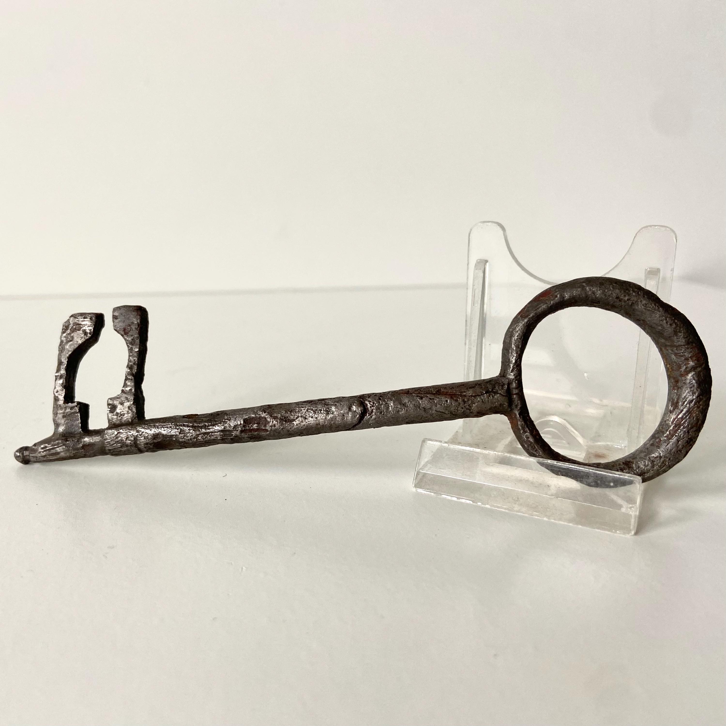 Medeval Key Handle Medieval Key - 15th Century - Archaeological Artefact - Etsy