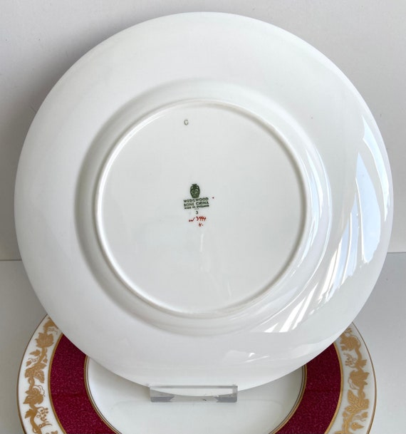 Service 6 Tasses à Café Avec Soucoupes Wedgwood Bone China - Modèle Whitehall W3994 - Motif Poudre Rubis