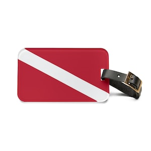 Scuba Diver&#39;s Travel Companion - Dive Flag Luggage Tag - Gift for the Diver friend- Easy Airport Travel - Simple Style - Perfect Present