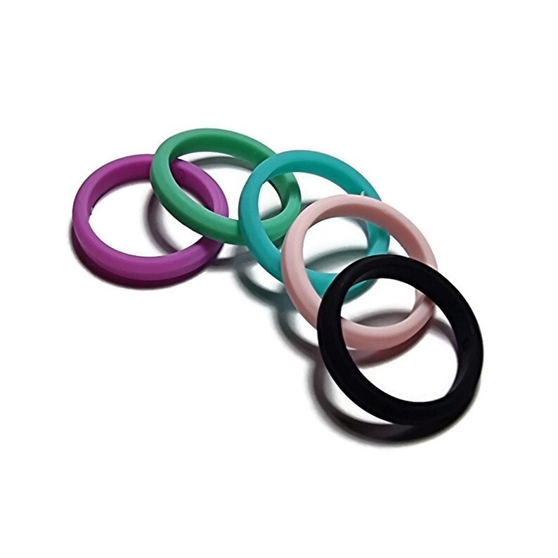 4 mm avfasad silikonvigselring | Silikonarmband för kvinnor | Ring för aktiv livsstil | Gym, resor och arbete | Vattentät bild 10