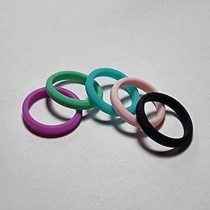 4 mm avfasad silikonvigselring | Silikonarmband för kvinnor | Ring för aktiv livsstil | Gym, resor och arbete | Vattentät bild 14
