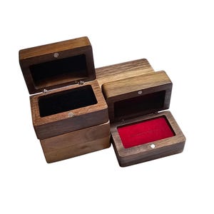 Luxury Wooden Ring Boxes – Custom Engraved & Handcrafted