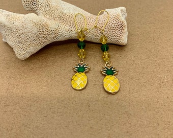 Pineapple Earrings, crystal earrings, tropical earrings, beach earrings, dangle earrings, Handmade in Hawaii, pineapple jewelry, fruity