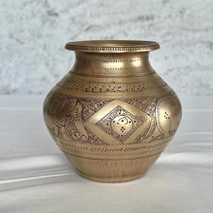 Vintage Brass Lota Engraved Elephant Motifs Small Brass Antique Flower Vase Home decor Ganga water Chambu lota Kalash Collectible Brassware