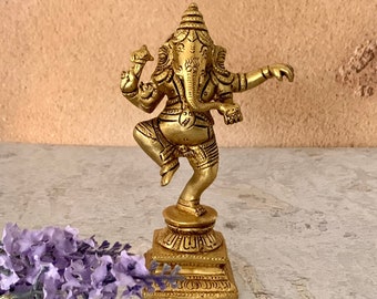 Brass 17cm Dancing Ganesha Statue Handmade Ganapathi Idol Brass Vinayaka Figurine for Home Temple Mandir Hindu God Ganesha good luck gifts