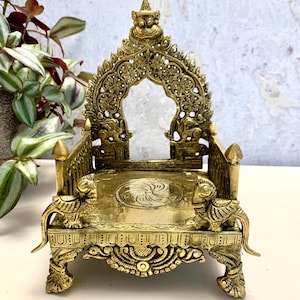 Brass God Singhasan 8&quot; inch Handcrafted Vintage God Throne Tall Parrot Design Temple Seat Laddu Gopal Singhasan for Home Decor Brass Chowki