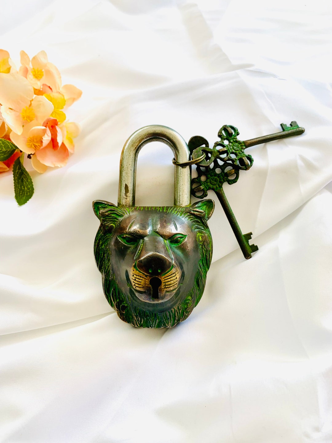 Vintage Brass Lion Padlock With Keys, Antique Hardware Accessory ...