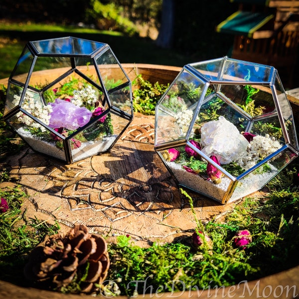 Natural Boho Crystal Garden, Diamond Terrarium, Aura Quartz Point, Crystal Glass Terrarium, Spell Garden, Protection Garden, Earth Elements.