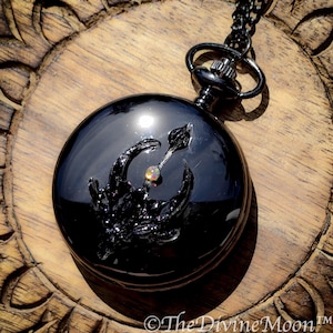 Seer’s Veil Black Scrying Mirror Pocket Watch – Gothic Witchcraft Divination Tool, Portable Wiccan Altar & Occult Meditation Mirror