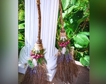 Life Size Crystal Witch&#39;s Altar Cinnamon Broom / Besom, Protection, Warding, Altar Protection, Wicca Spells, Quartz, Good Luck, Quartz Point