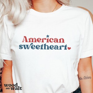 Américaine chérie SVG PNG | Svg 4 juillet | Sublimation patriotique | Svg de chemise du jour du souvenir | Fille américaine Svg | Rétro USA Svg