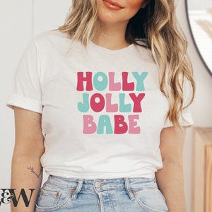 Holly Jolly Babe SVG | Christmas Shirt SVG | Retro Christmas SVG | Christmas Mama Svg | Merry Mama Svg | Jolly Babe Svg | Jolly Af Svg
