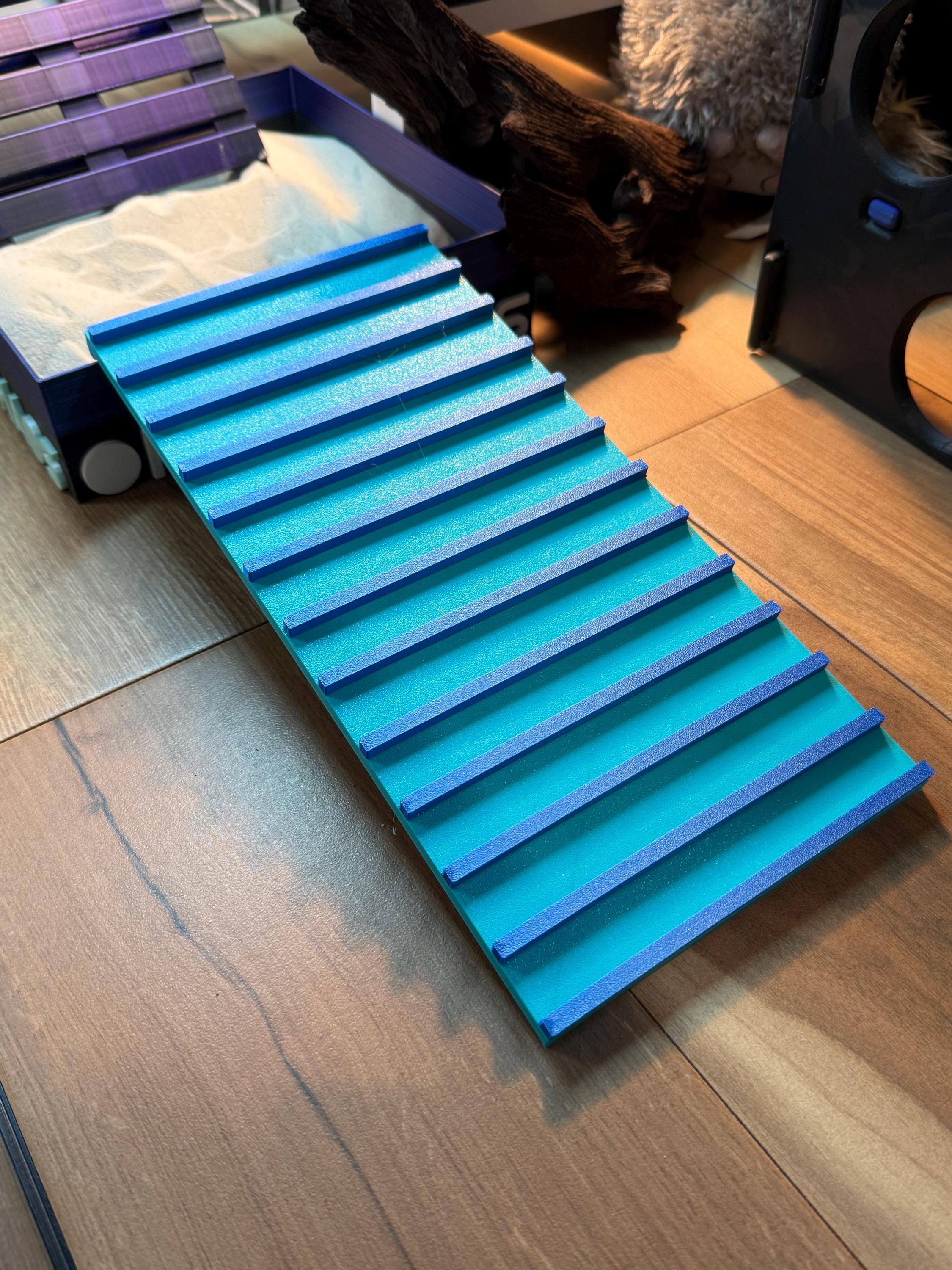 NEW Slatted Ramp for Basking Slate -  Beardies Turtles and other small pets!