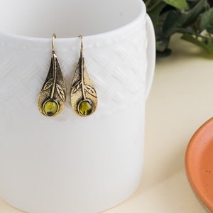 PERIDOT EARRINGS, GREEN Leaf Earrings, Imitation Trending Peridot Drop Silver Cool Earrings Gift For Wife Lightweight Earrings