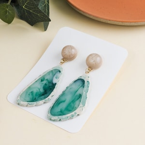 AGATE SLICE EARRINGS - Agate Earrings - Acrylic Aesthetic Earrings - Statement Novelty Dangle Earrings